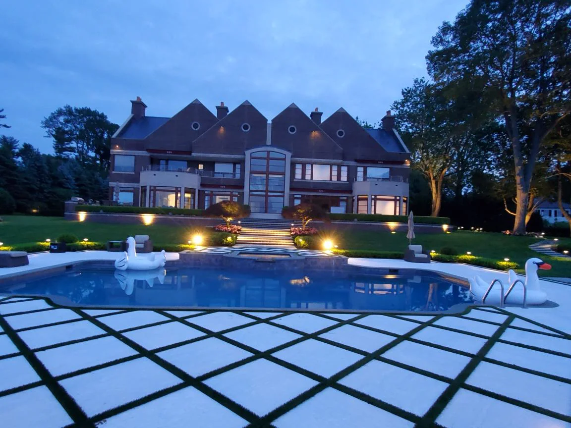 Landscape lighting installed by Pacific Lawn Sprinklers